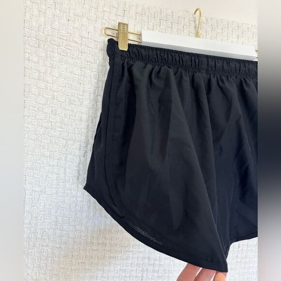 Nike Dri Fit Shorts✨ - Picture 5 of 7